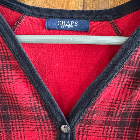 CHAPS Red and Black Plaid Henley Style Top - Women's Size XL Petite - Picture 3 of 3